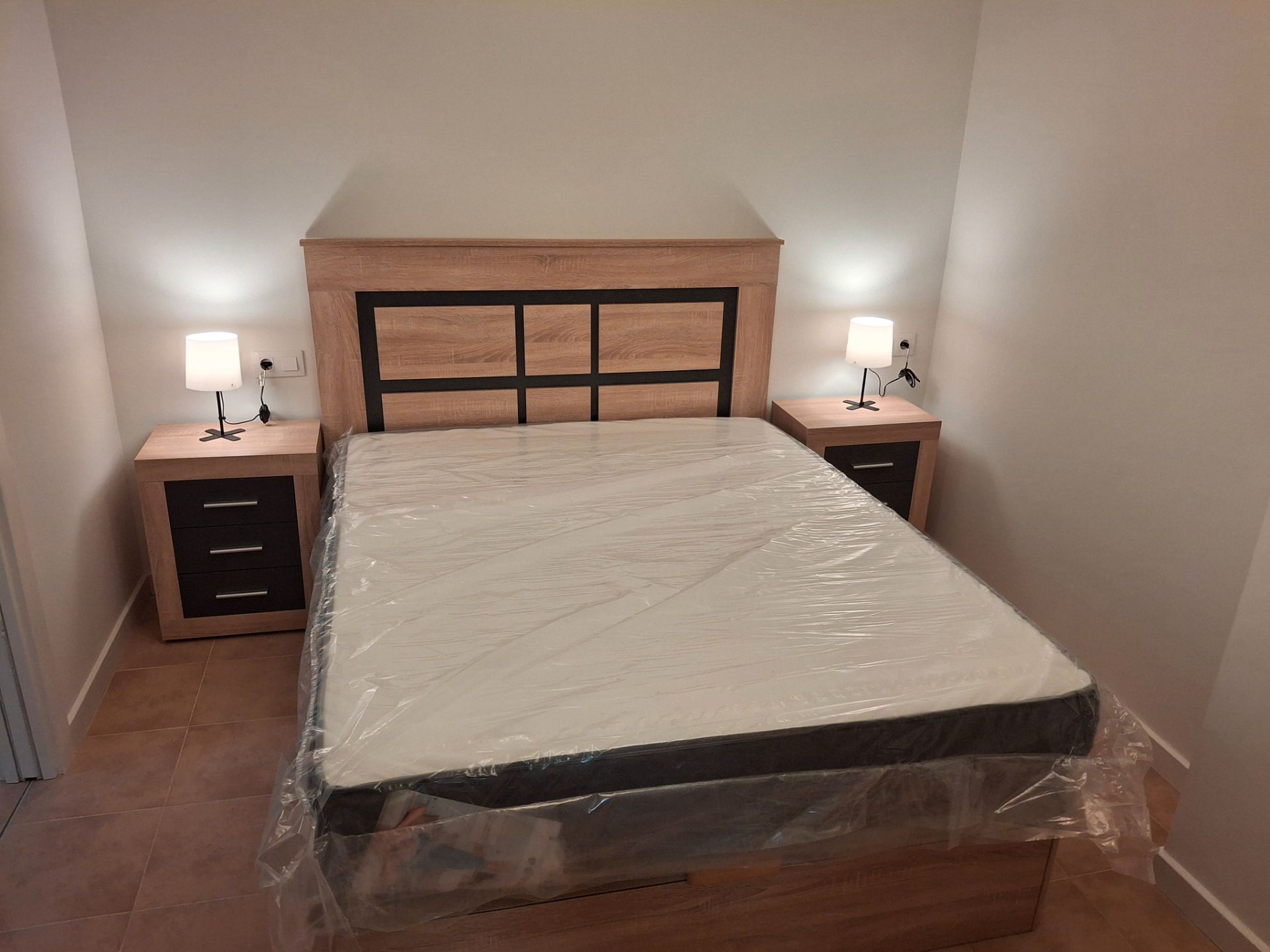 Bedroom of Flat for sale in  Zaragoza Capital  with Air Conditioner, Heating and Terrace