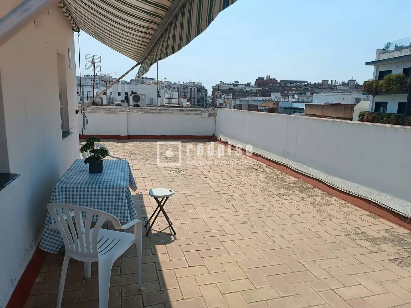 Terrassa de Estudi de lloguer en Sevilla amb Aire condicionat, Calefacció i Terrassa