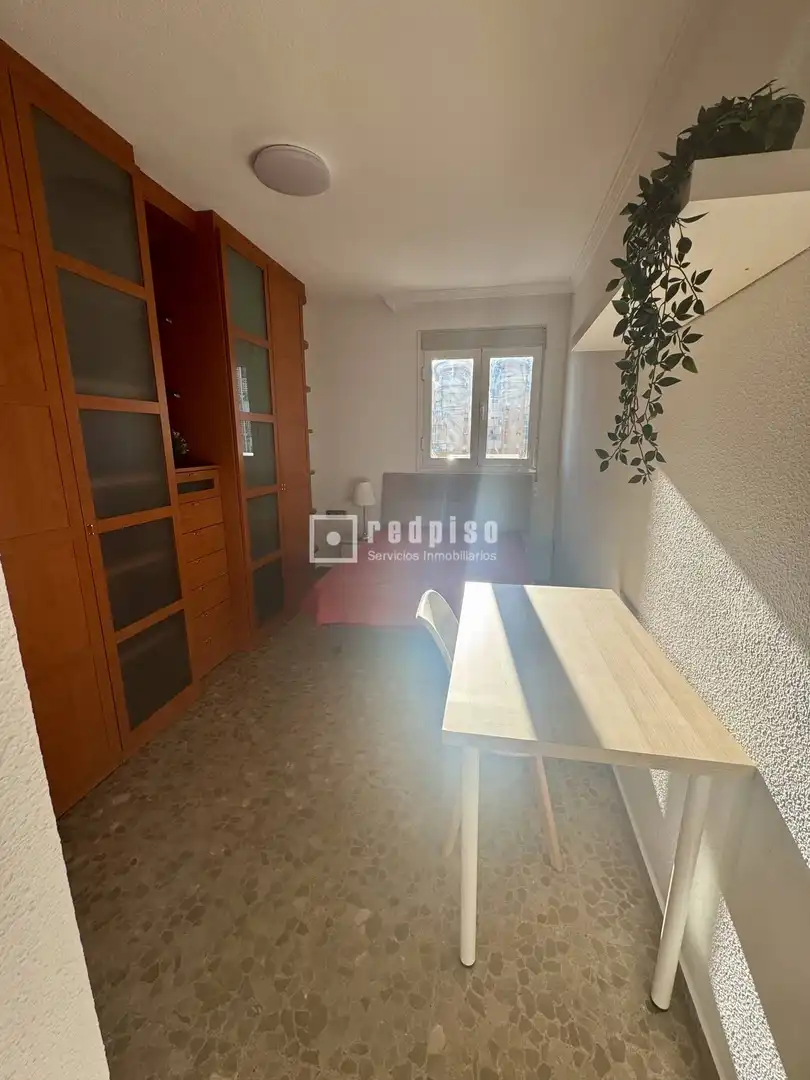 Habitación de Piso de alquiler en Carretera de Cádiz