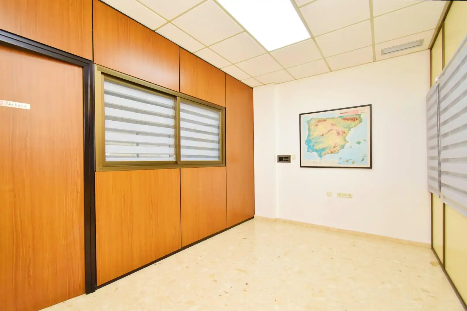 Office for sale in El Ejido  with Air Conditioner