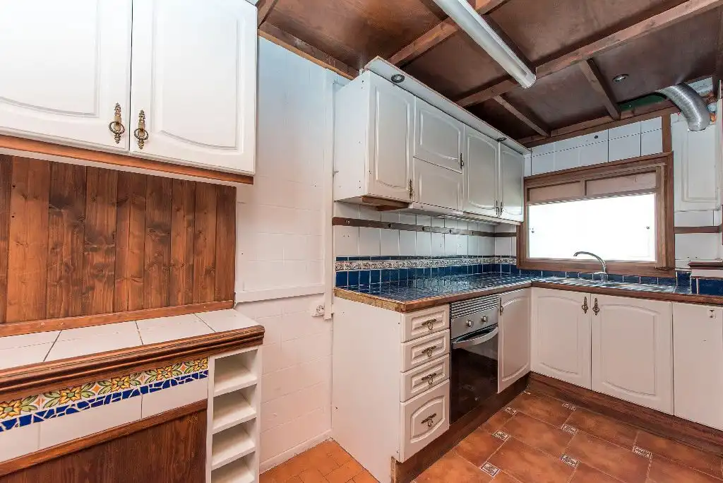 Cocina de Piso en venta en Les Franqueses del Vallès con Calefacción, Parquet y Horno