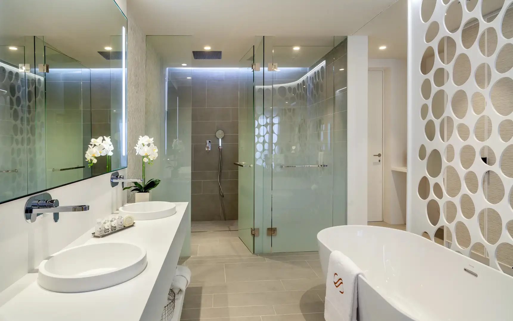 Baño de Apartamento en venta en Adeje con Aire acondicionado, Terraza y Trastero