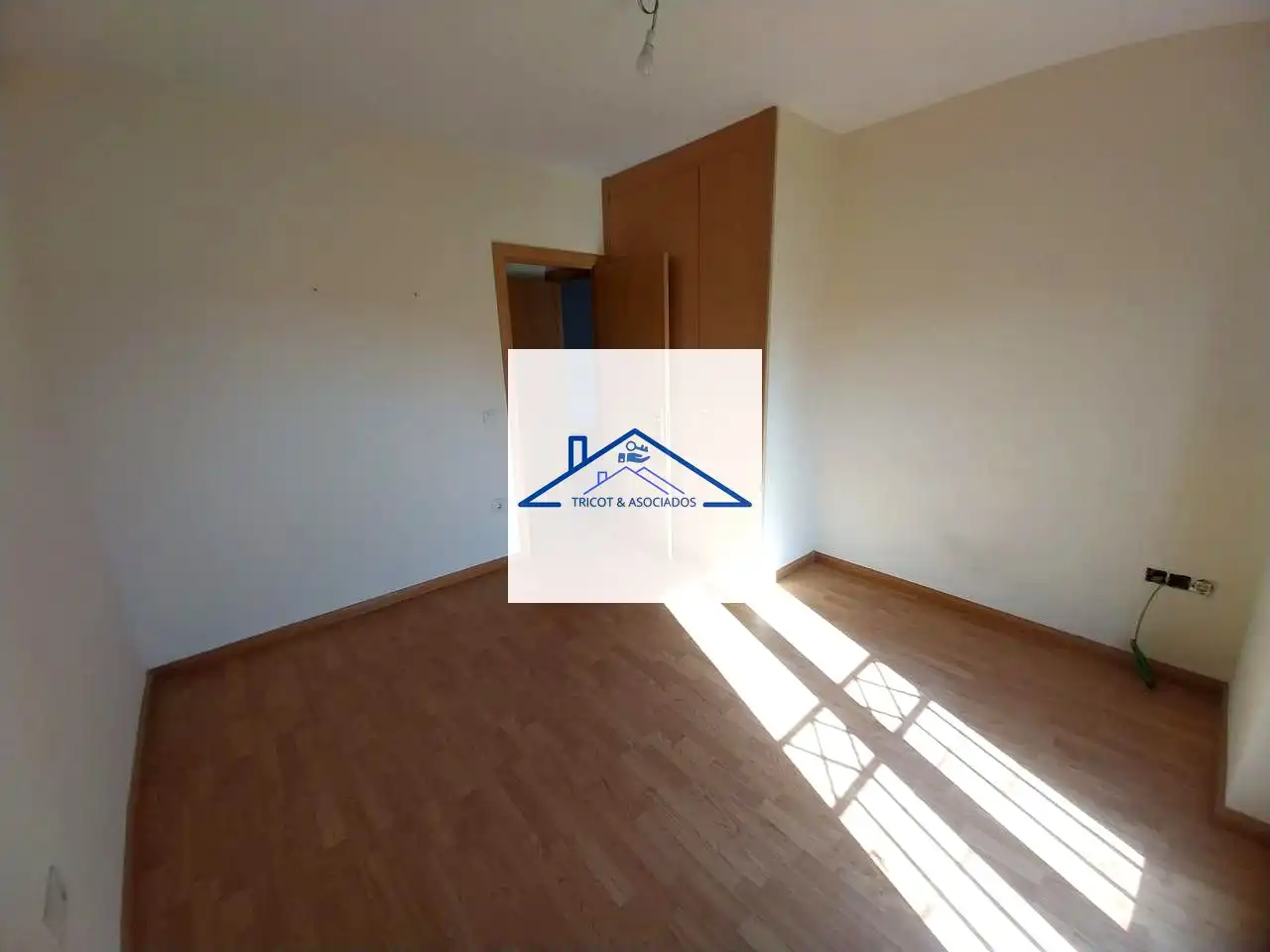 Schlafzimmer von Erdgeschoss zum Verkauf in Ocaña mit Heizung, Privatgarten und Abstellraum