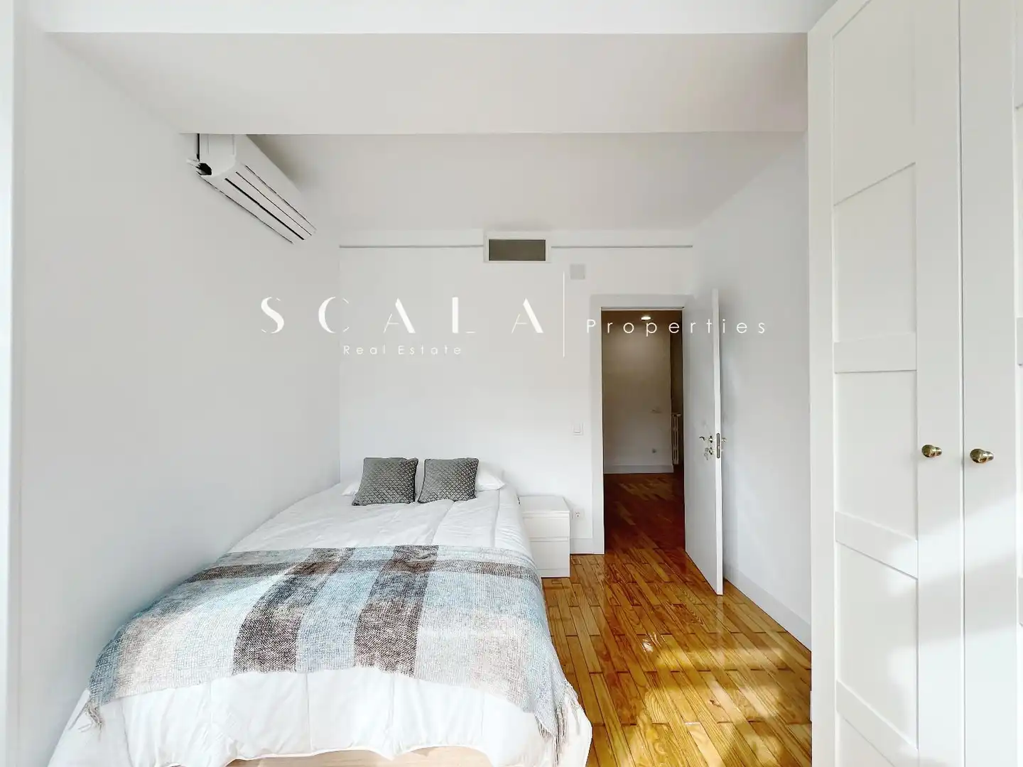 Habitación de Piso de alquiler en Madrid con Aire acondicionado, Calefacción y Amueblado