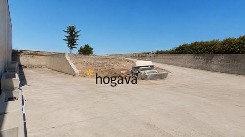 Foto 4 von Fabrikhallen zur Miete in Can Rial, Esparreguera