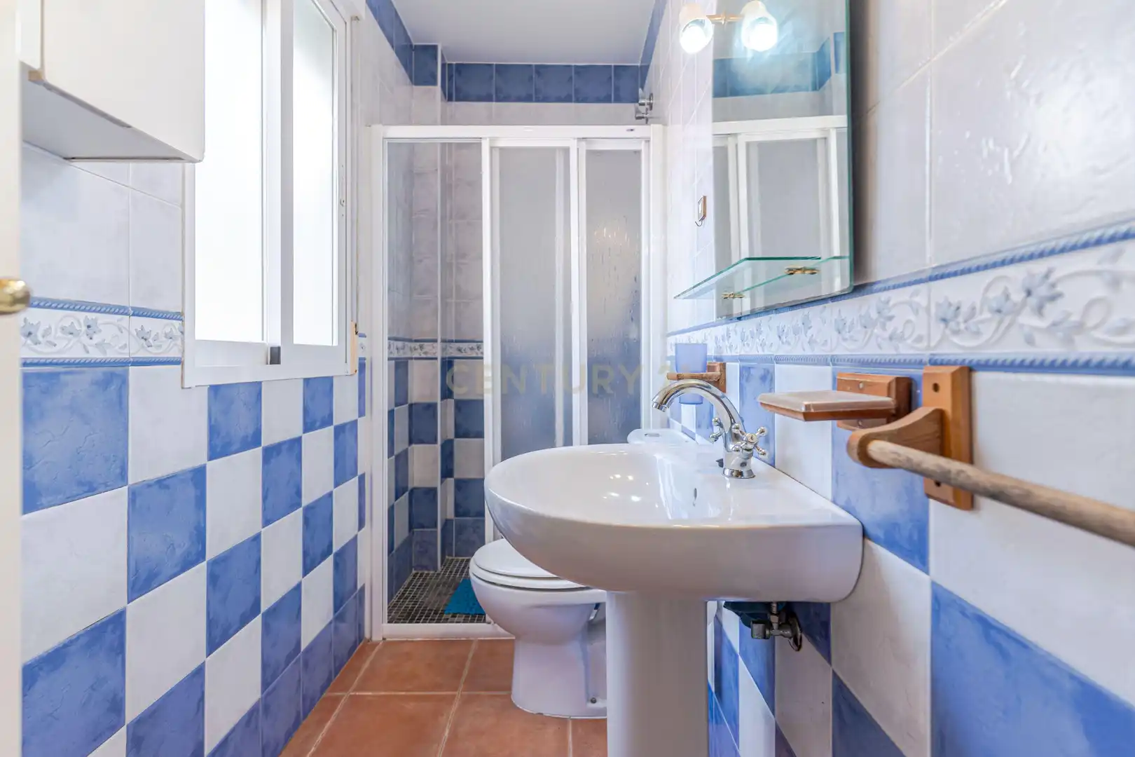 Bany de Apartament en venda en Sorvilán amb Balcó