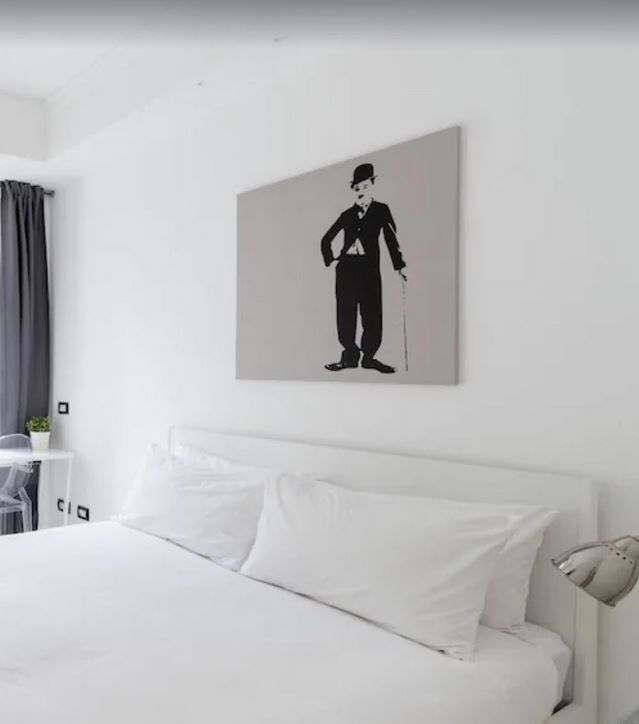 Habitación de Piso de alquiler en Vigo  con Aire acondicionado, Amueblado y TV