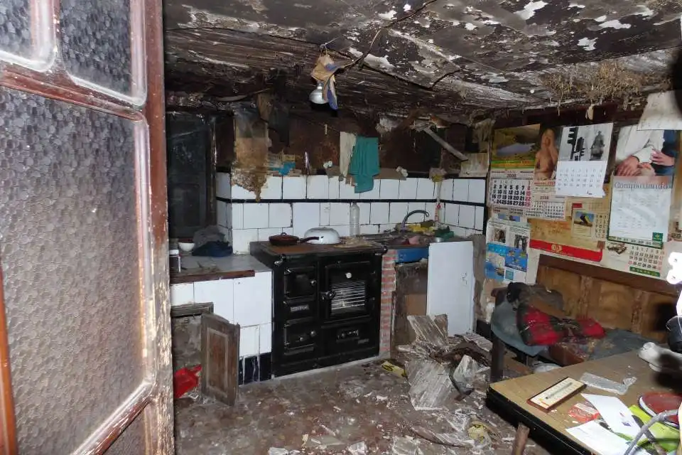 Cuina de Casa o xalet en venda en Merindad de Montija amb Jardí privat