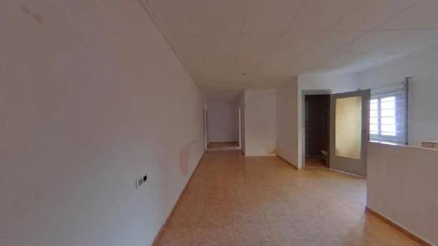 Piso en Venta en Carrer de l'Escultor Clarà en La Maurina