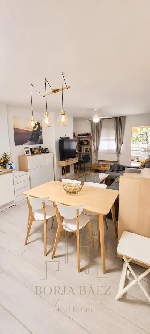 Sala d'estar de Casa adosada en venda en Vélez-Málaga