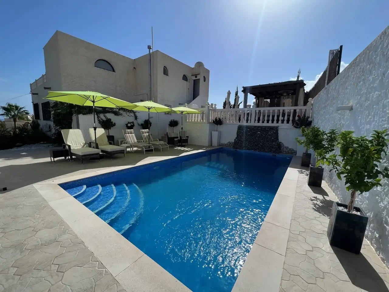 Casa con piscina en venta en Mojácar Playa - Las Ventanicas - La Paratá