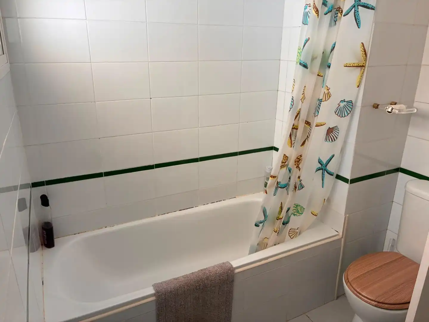 Bathroom of Flat for sale in Sevilla