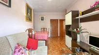 Living room of Flat for sale in  Madrid Capital