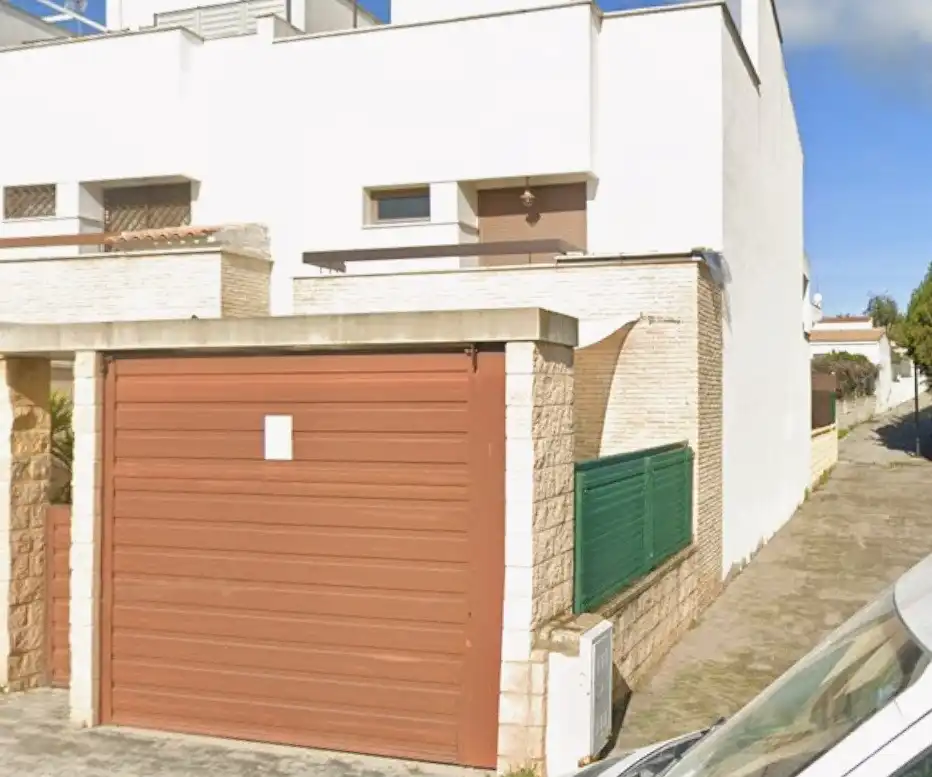Vista exterior de Piso en venta en Guillena