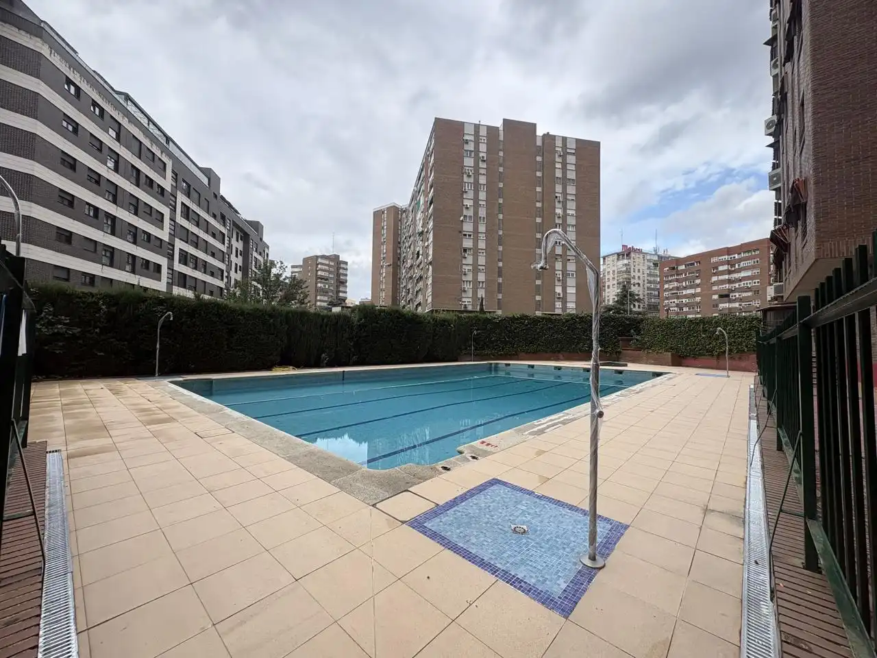 Swimming pool of Flat for rent in Retiro