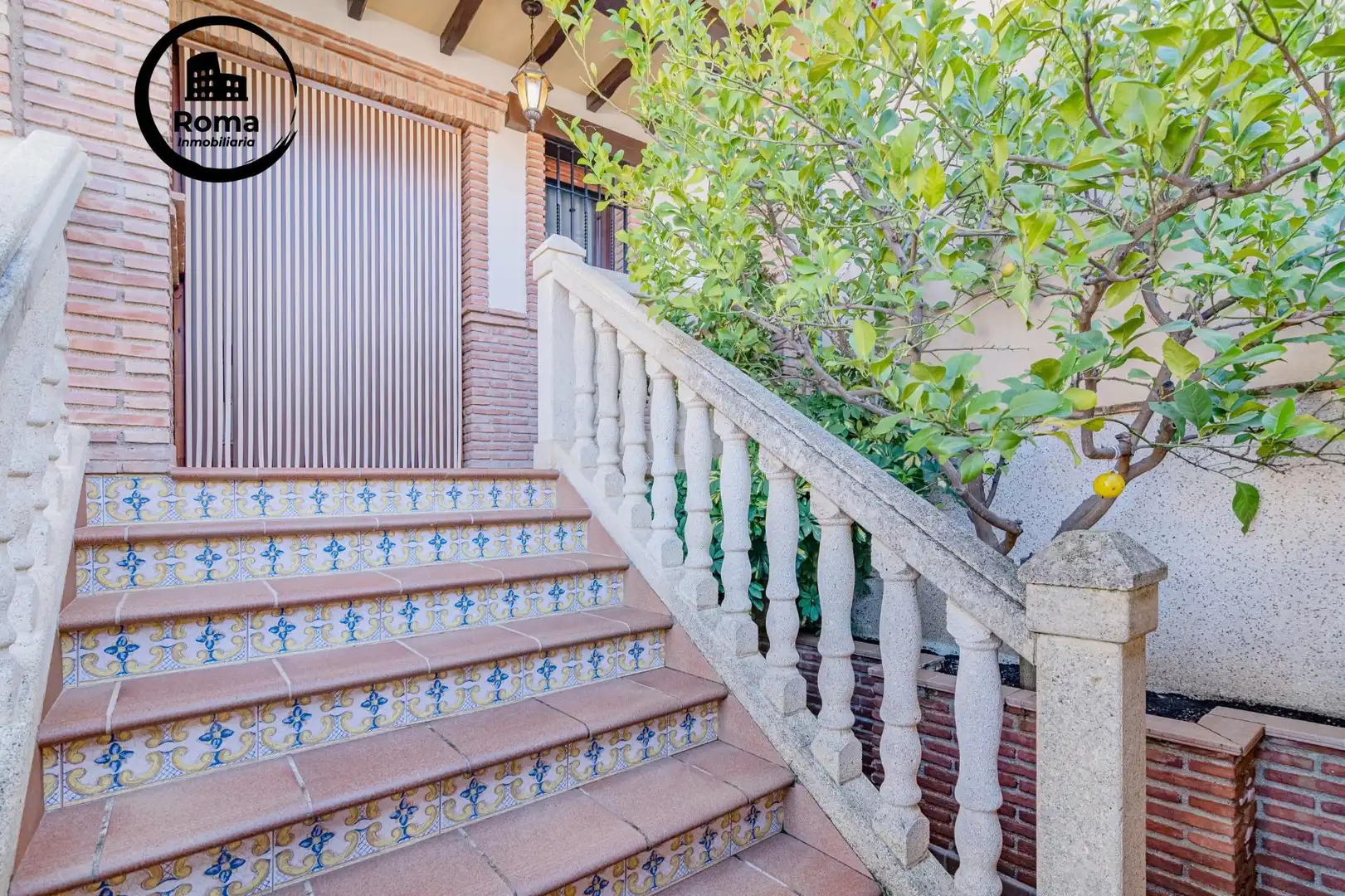 Casa adosada en venta en La Zubia con Aire acondicionado, Calefacción y Piscina