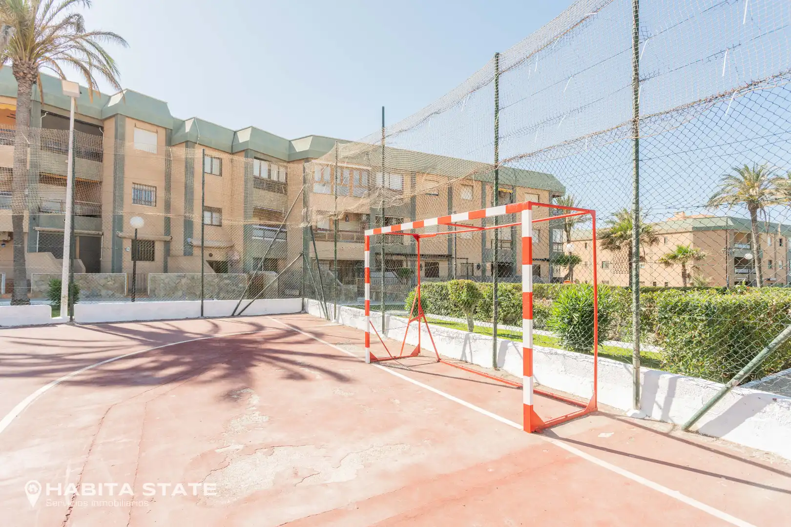Vista exterior de Apartamento en venta en Almería con Aire acondicionado, Calefacción y Terraza