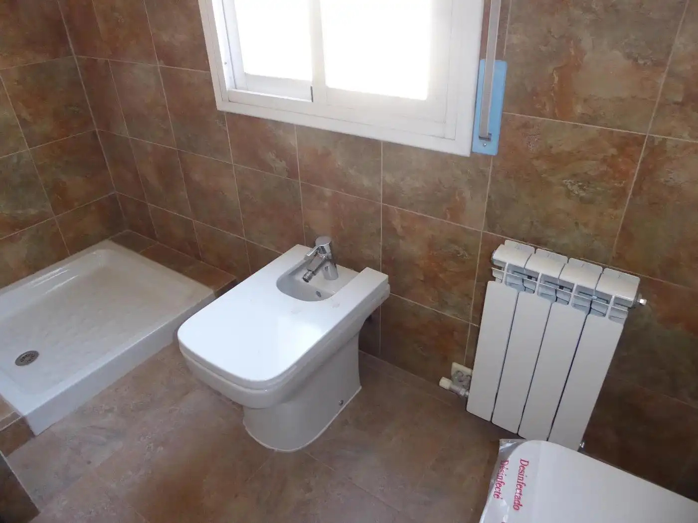 Bathroom of Detached homes for sale in Golmés  with Heating, Terrace and Oven