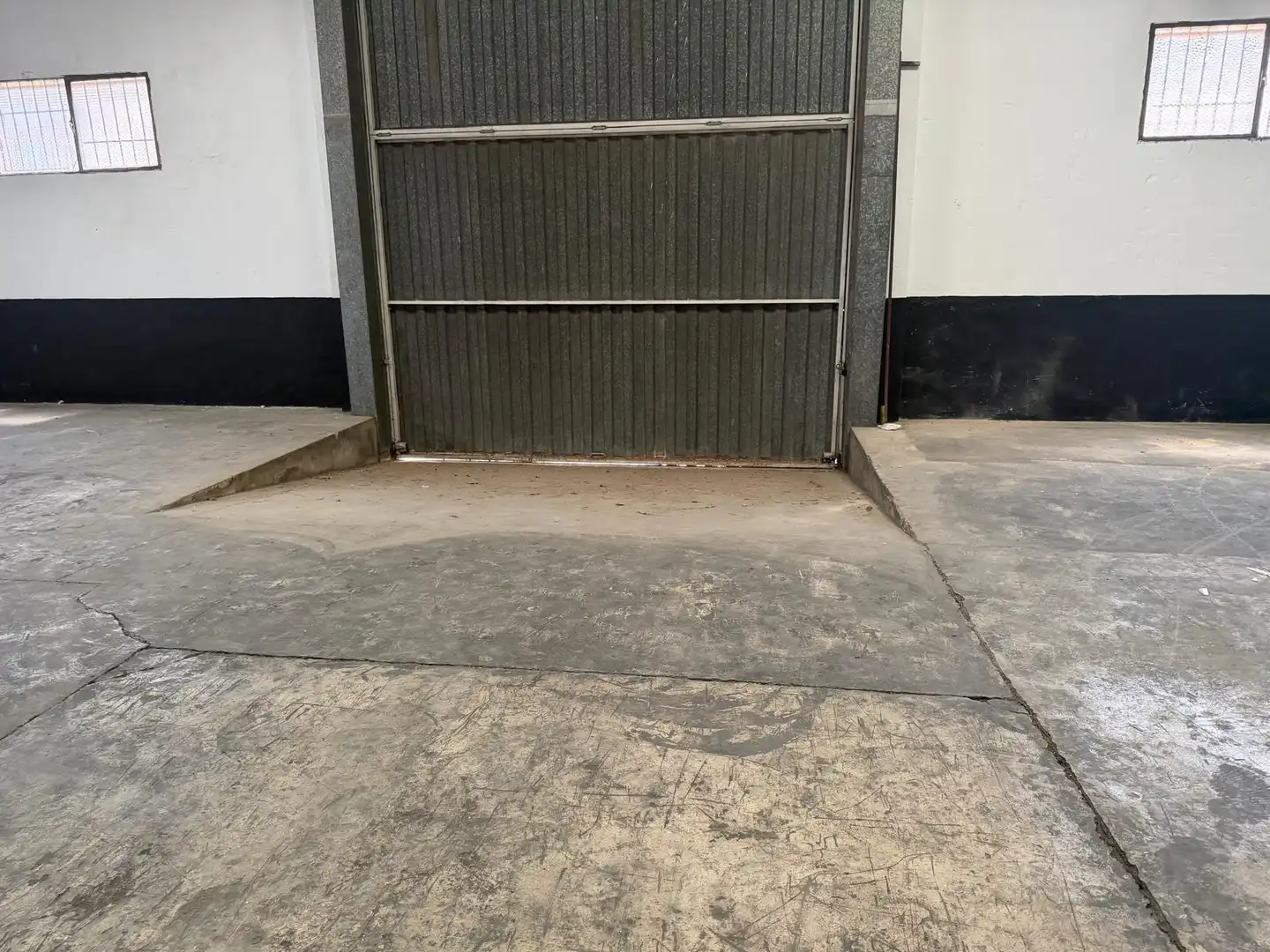 Industrial building to rent in Quart de Poblet, imagen 4