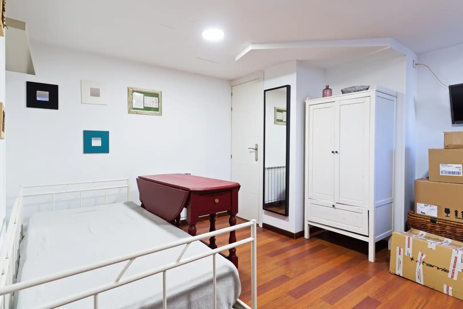 Dormitori de Casa adosada en venda en Arroyomolinos (Madrid) amb Aire condicionat, Calefacció i Jardí privat