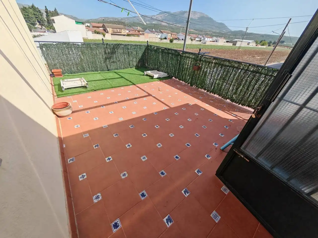 Casa con jardín en venta en Carretera Estación de Tocón