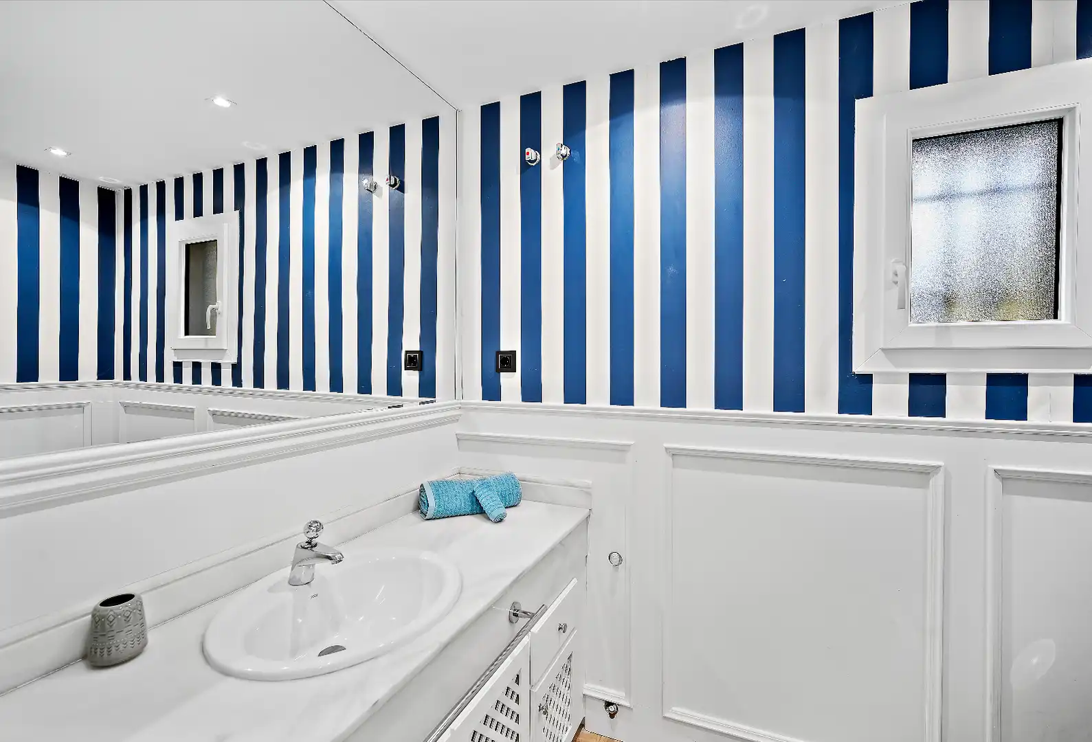 Casa con piscina en venta en Río Real - Los Monteros, imagen 15