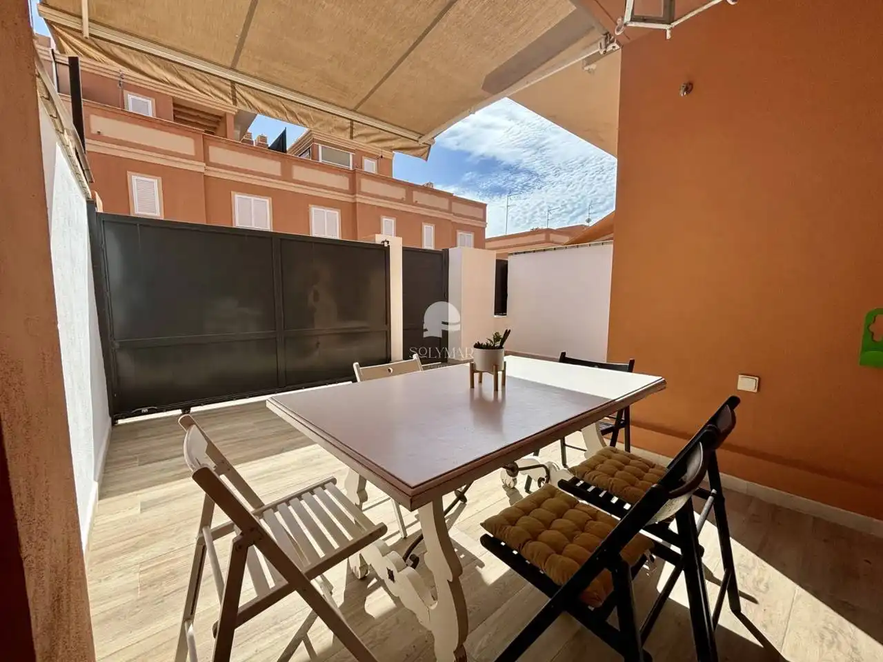 Terrasse von Einfamilien-Reihenhaus zur Miete in Vélez-Málaga mit Klimaanlage, Terrasse und Möbliert
