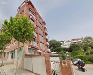 Exterior view of Flat for sale in El Masnou  with Swimming Pool