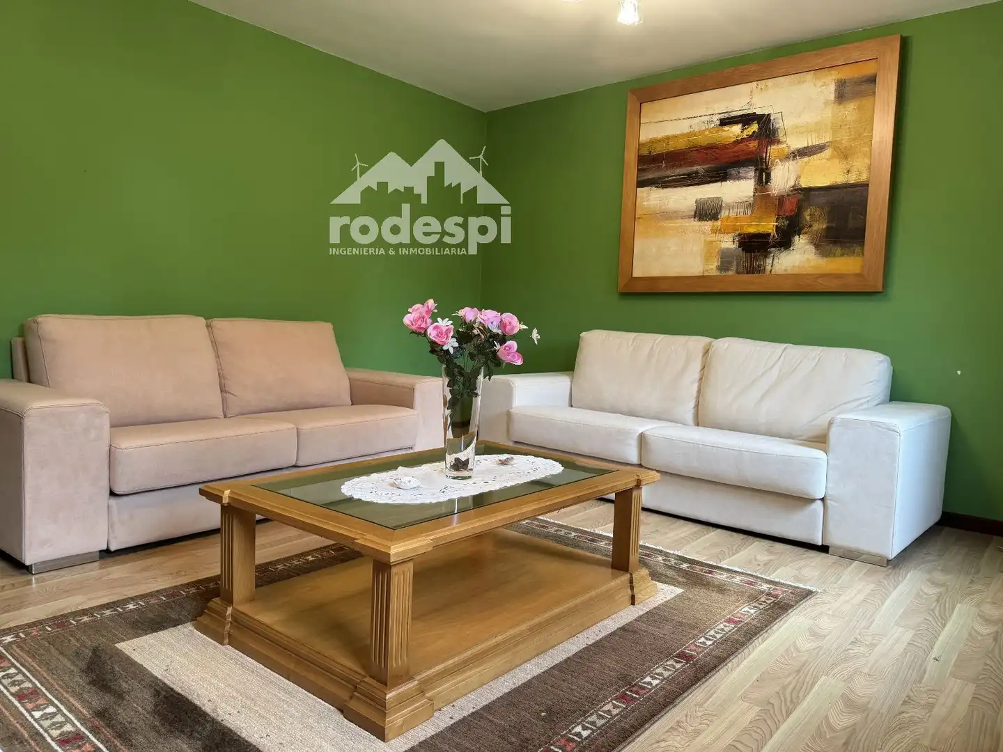 Wohnzimmer von Einfamilien-Reihenhaus zum Verkauf in Arbo mit Heizung, Abstellraum und Möbliert