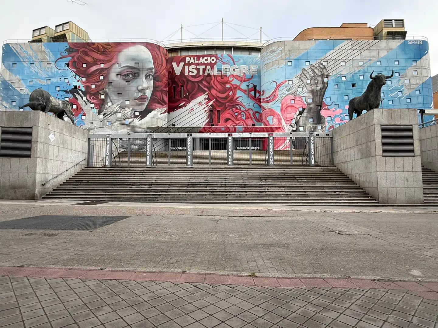 Vista exterior de Pis en venda en Madrid amb Calefacció i Terrassa
