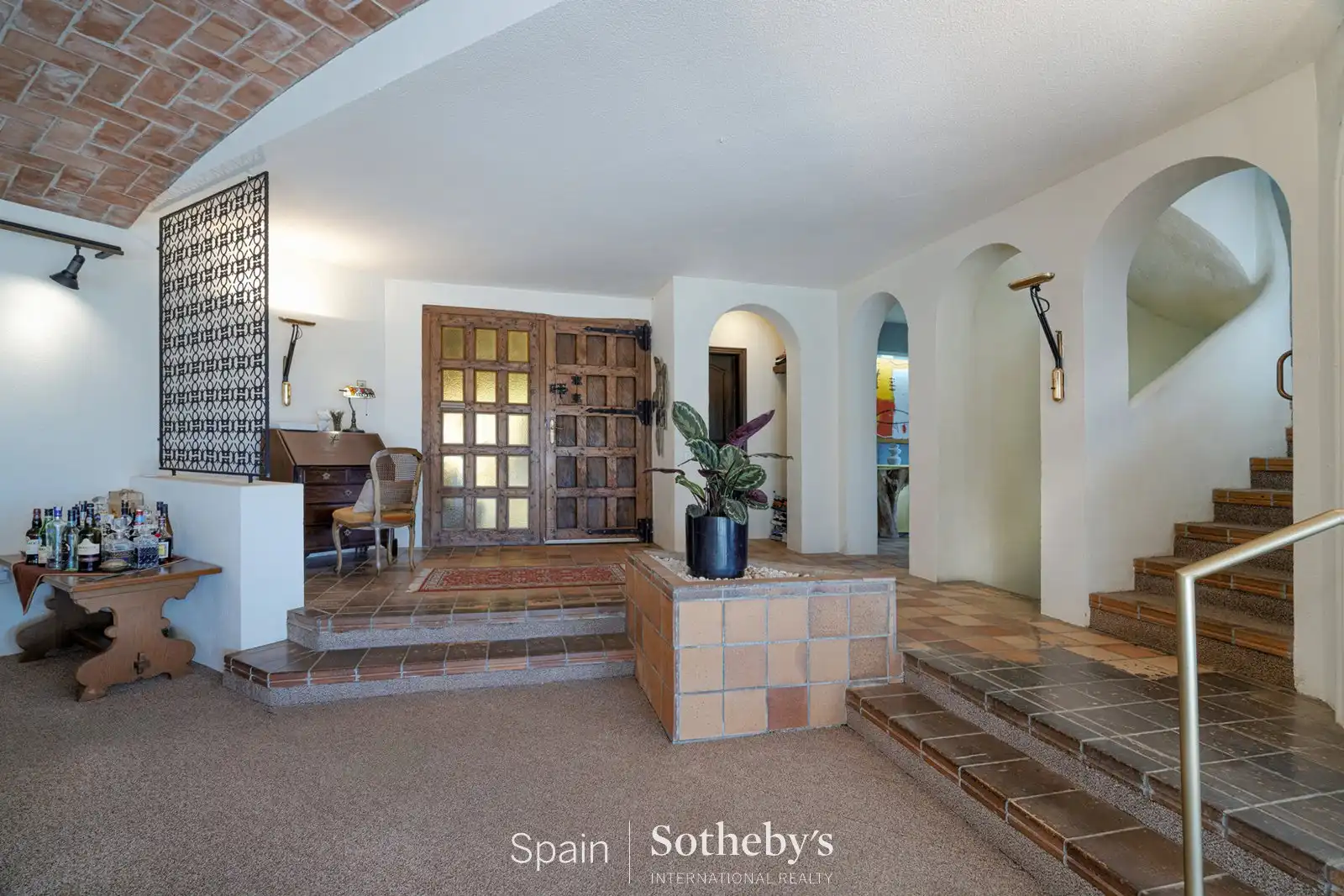House with pool for sale in Carrer Osca, imagen 11