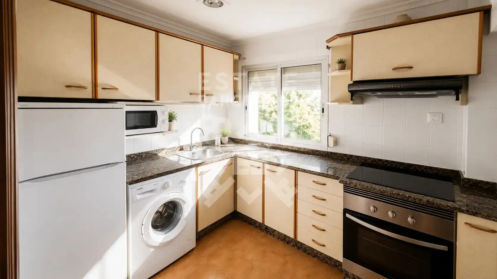 Cocina de Apartamento en venta en Valencia con Amueblado y Balcón