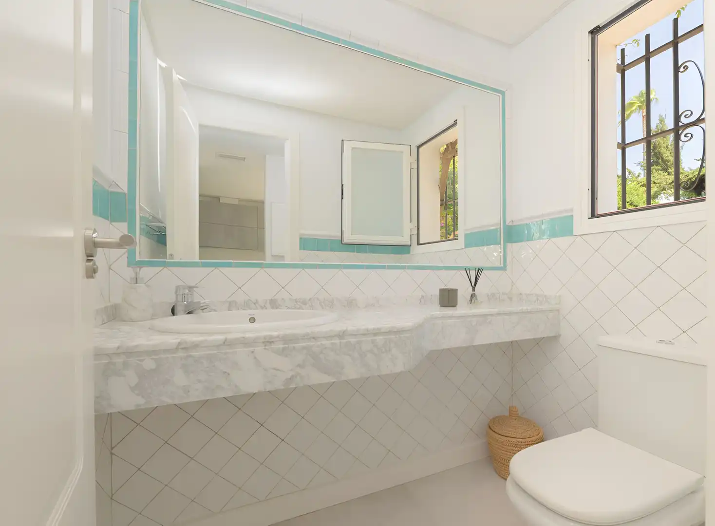 Semi-detached house with pool for sale in Río Real - Los Monteros, imagen 11