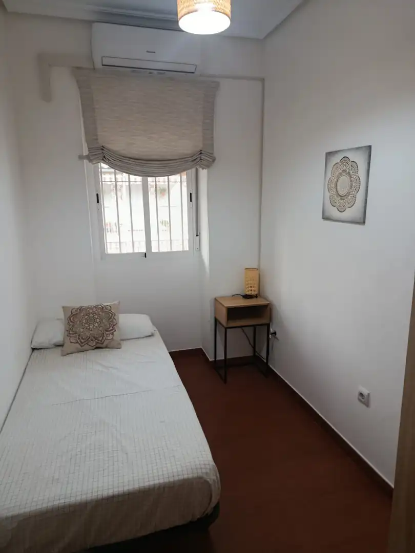 Dormitori de Pis en venda en Sur