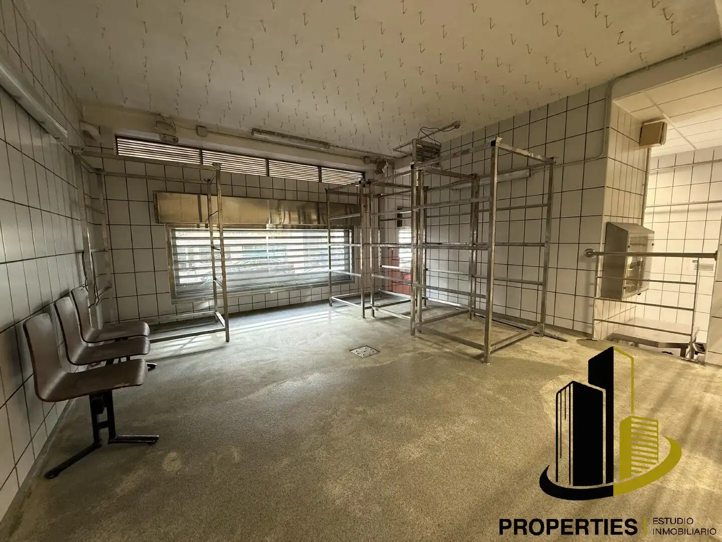 Local comercial en venda a Guijuelo, imagen 2
