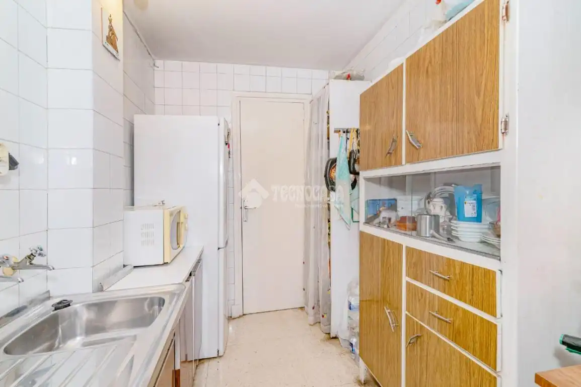Cocina de Piso en venta en Granada con Calefacción, Amueblado y Balcón