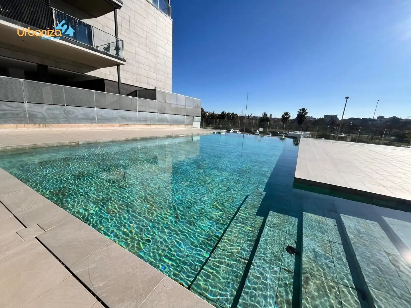 Flat for rent in Avenida Avenida Adolfo Díaz Ambrona, Avenida Elvas