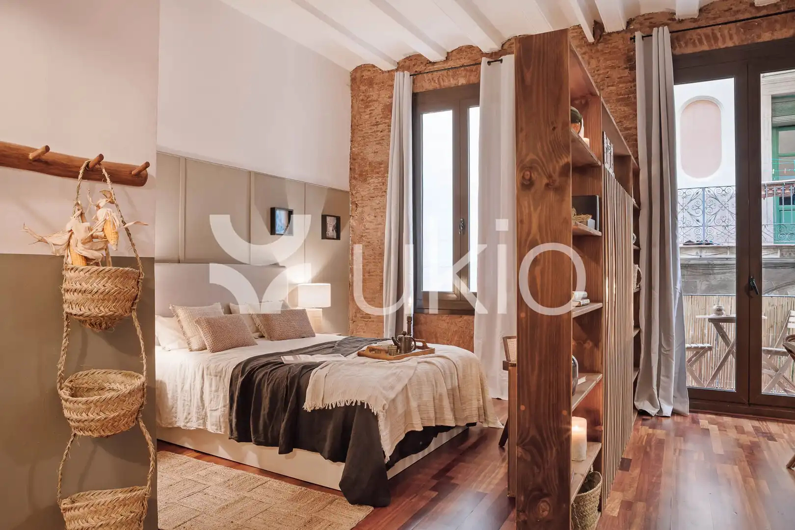 Habitación de Apartamento de alquiler en Barcelona con Aire acondicionado, Calefacción y Amueblado