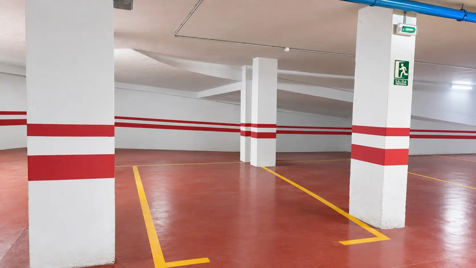 Parking de Piso en venta en Rincón de la Victoria con Jardín privado, Horno y Lavadora