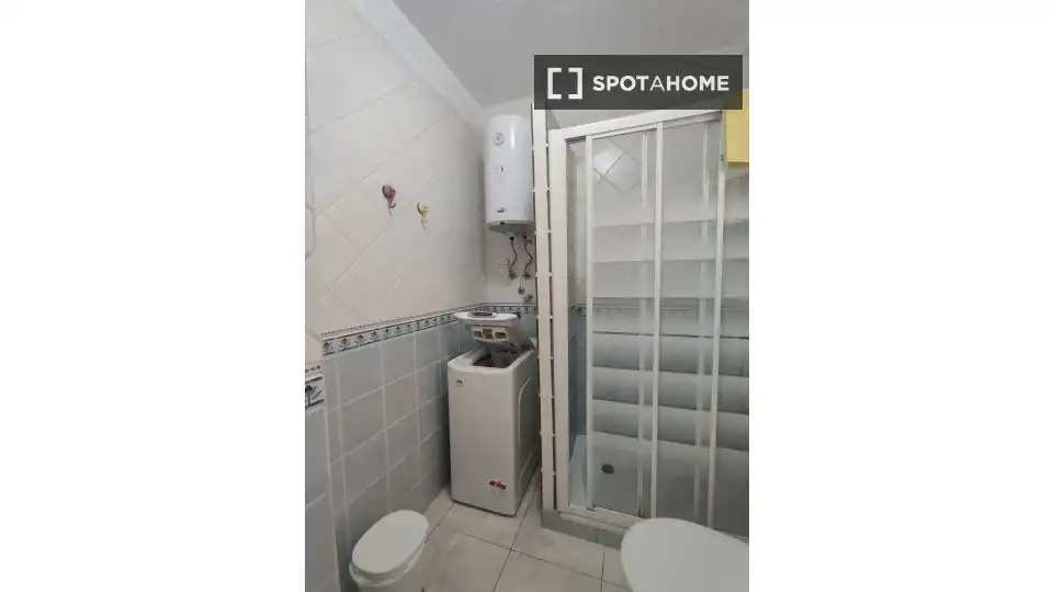 Badezimmer von Wohnungen zur untervermieten in Arona mit Klimaanlage, Terrasse und Möbliert