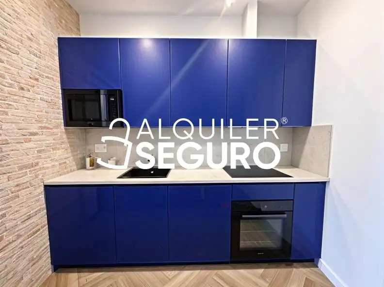 Piso de alquiler en Juan Navarro, Entrevías