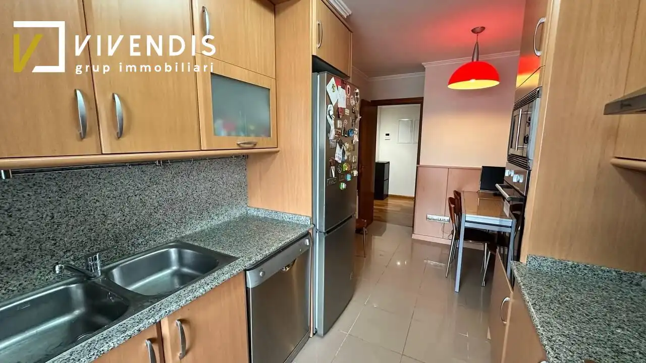 Wohnung zur Miete in Avenida ALCALDE PORQUERAS, Balàfia