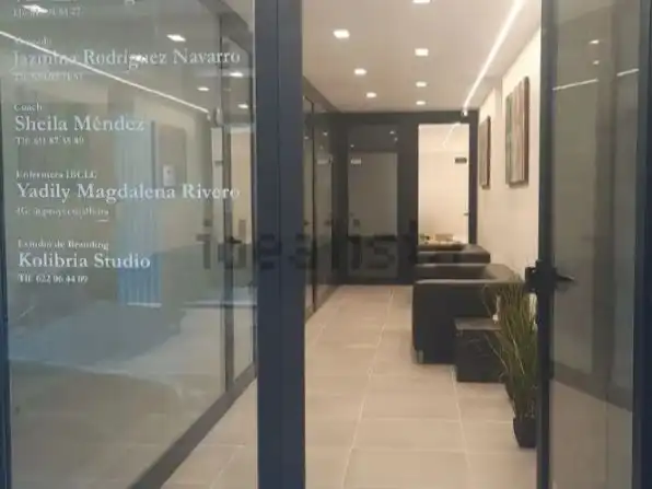 Oficina de alquiler en Telde con Aire acondicionado, Amueblado y Internet