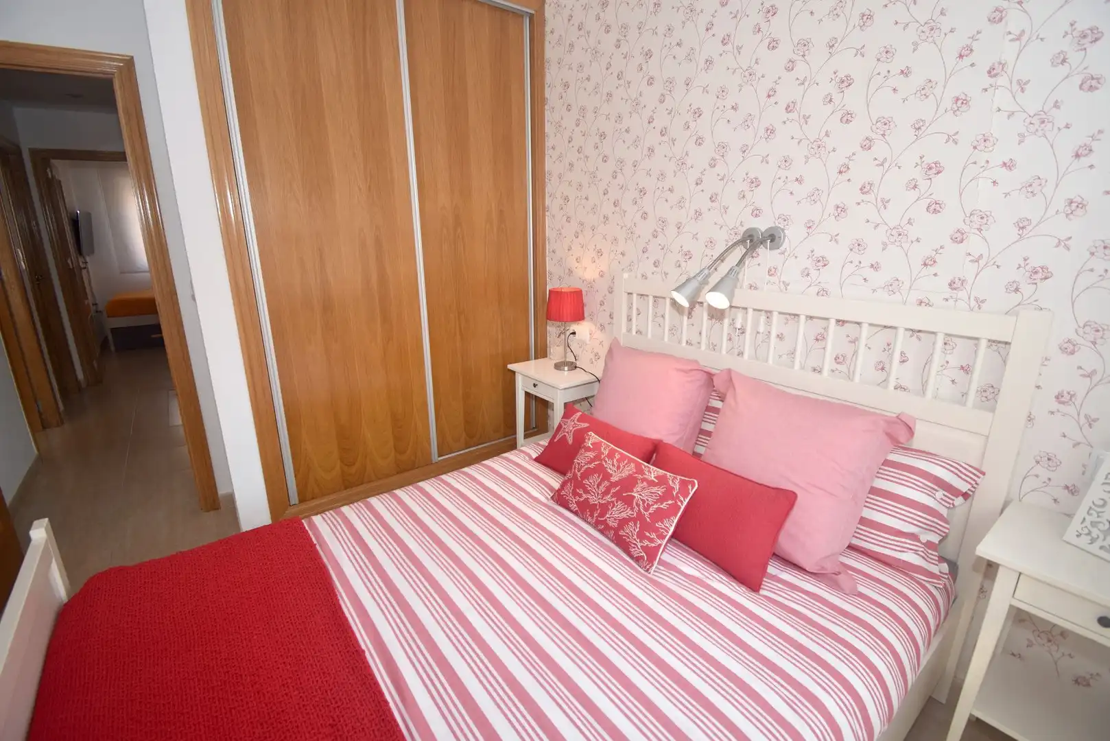 Habitación de Dúplex en venta en Pilar de la Horadada con Aire acondicionado, Calefacción y Jardín privado