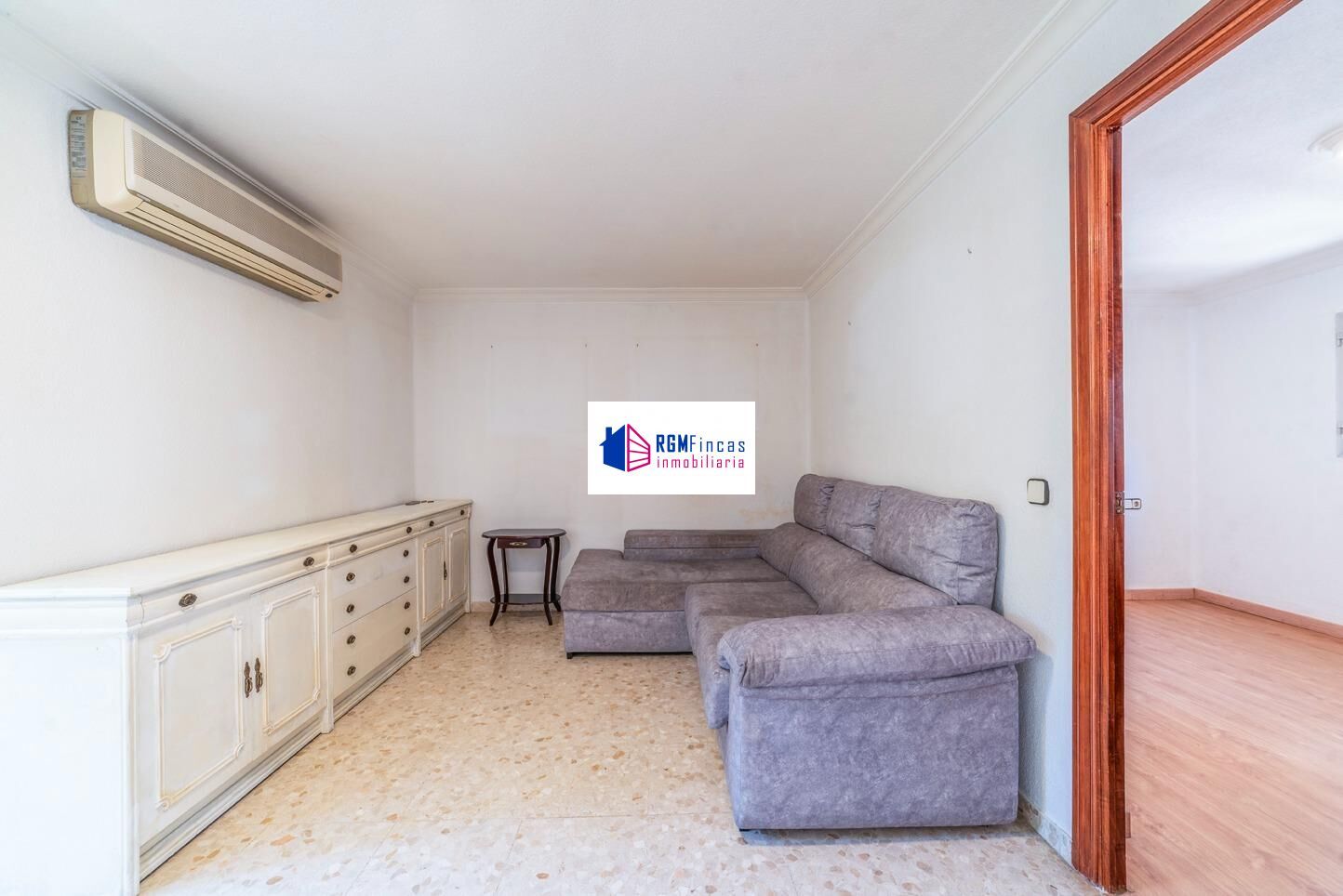 Bedroom of Flat for sale in  Sevilla Capital  with Terrace and Balcony