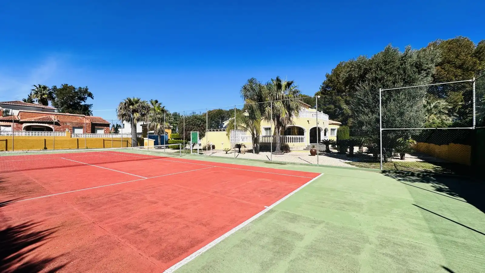 Chalet con piscina en venta en El Montgó, imagen 13