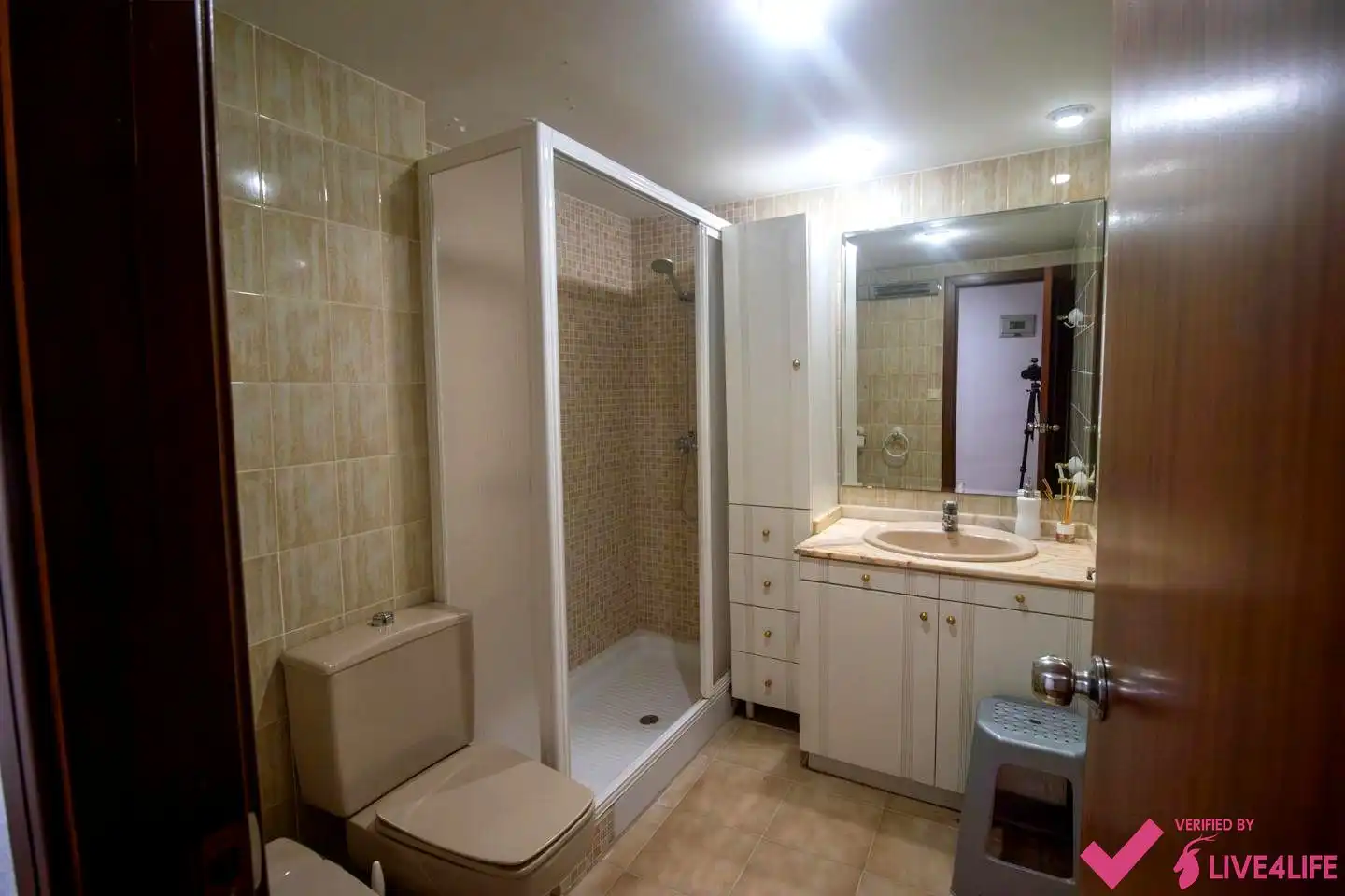 Bathroom of Flat for share in Valencia  with Air Conditioner and Furnished