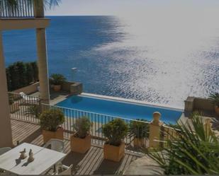 Piscina de Casa o xalet en venda en Benicasim / Benicàssim amb Aire condicionat, Terrassa i Piscina