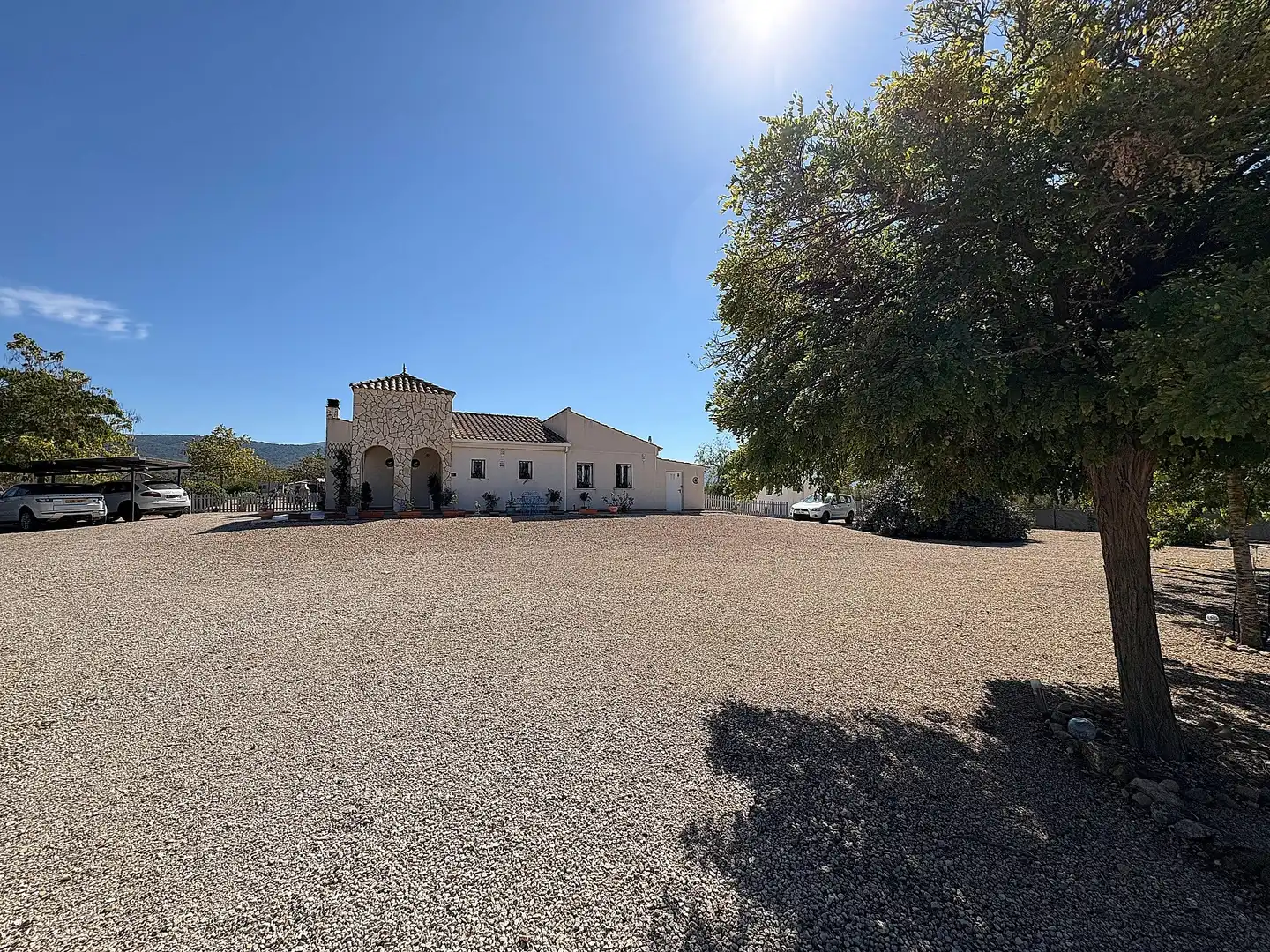 Vista exterior de Casa o xalet en venda en Biar amb Calefacció, Jardí privat i Parquet