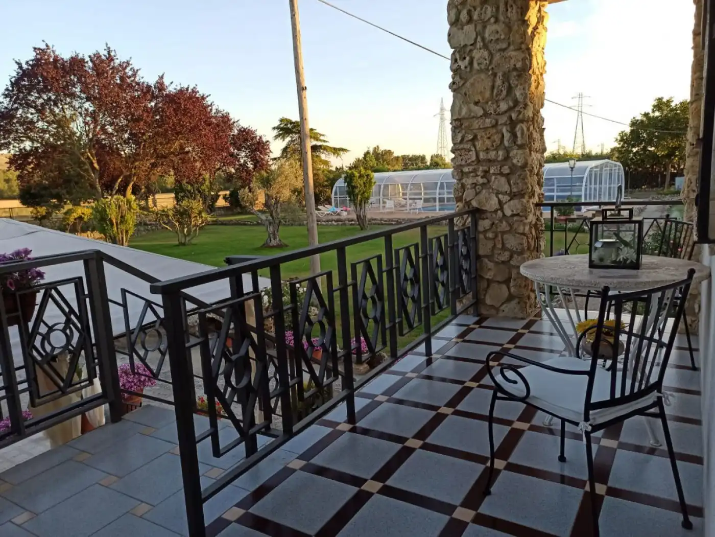 Terrassa de Casa o xalet en venda en Husillos  amb Terrassa